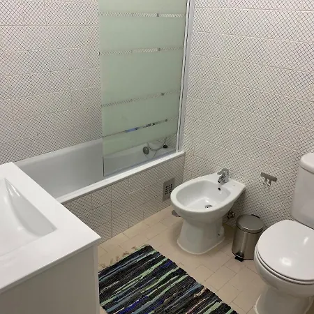 T1 Praia Da Rocha/1ª Linha Safira 2 포티마오